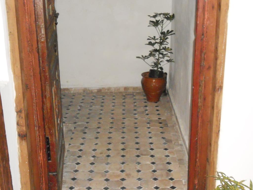 Riad Mikou Фес Экстерьер фото
